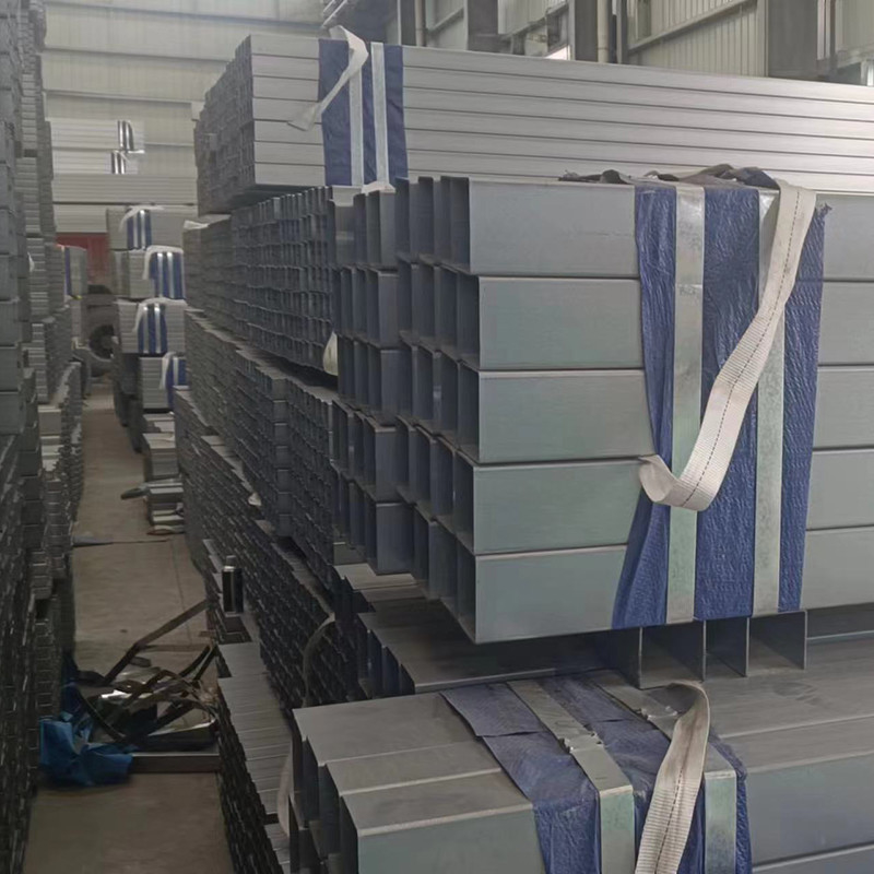 Odporne na korozję, lekkie, białe, pokryte proszkiem aluminiowe, kwadratowe rurki do układów konstrukcyjnych